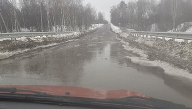 Мост-бассейн в Обжерихе грозит стать долгостроем